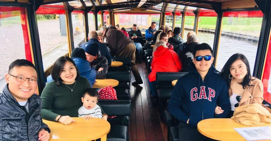 Giethoorn: Private Day Trip with Boat Tour from Amsterdam - The Amsterdam to Giethoorn drive, handled by your driver