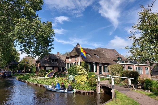 Giethoorn Small-Group Tour from Amsterdam (Max. 8 People) - The most important move: arriving before the big crowds