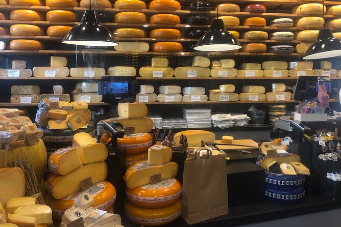 Gouda, Witches & Cheese - Private Day Tour - Getting started at 10:00 with pickup that removes friction