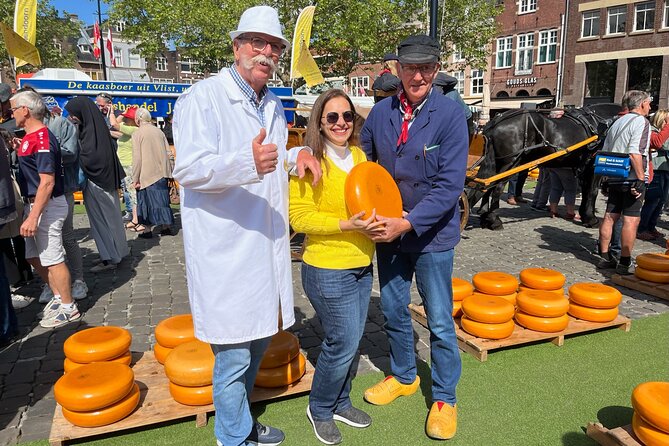 Gouda, Witches & Cheese - Private Day Tour - Oudewater cobblestones and the weighing house witch-proof tradition