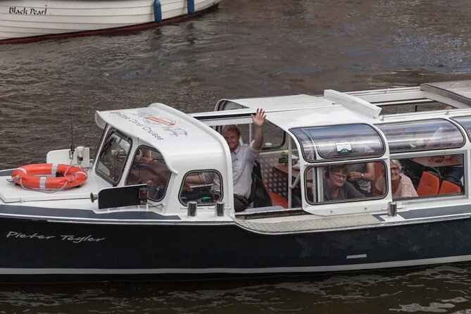 Haarlem: 90-minute Beer Tasting Cruise - Clean boats, good service, and one downside about feeling too simple