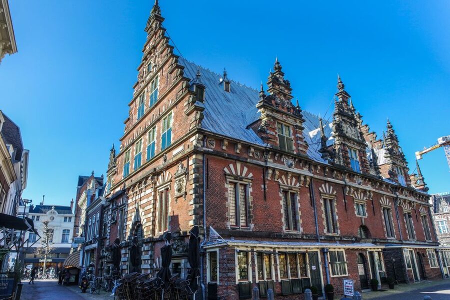 Haarlem: City Highlights Walking Tour - Spaarne river walk: from 1245 to today’s quirks