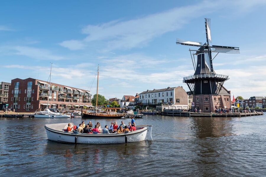 Haarlem: De Adriaan Windmill Tour + Open Canal Cruise - Windmill De Adriaan First, Because It Sets the Tone