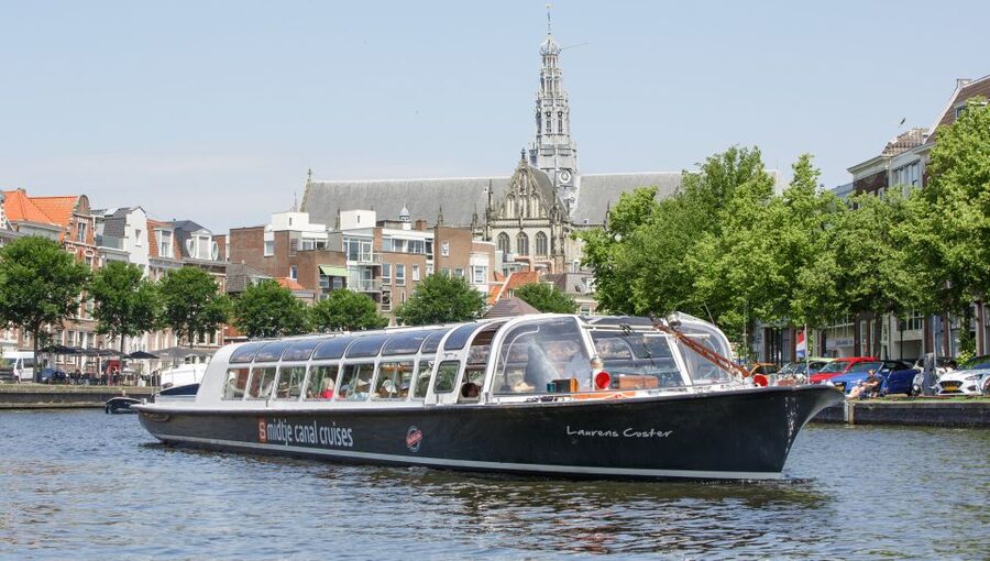 Haarlem: Dutch Windmill & Spaarne River Sightseeing Cruise - Getting Oriented at Rondvaart Haarlem (Across from Teylers Museum)