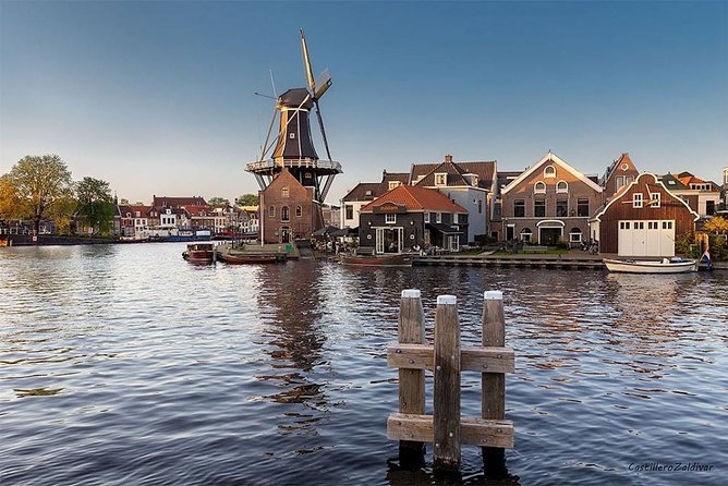 Haarlem Old Town Private Walking Tour - Malle Babbe and the city wall myths