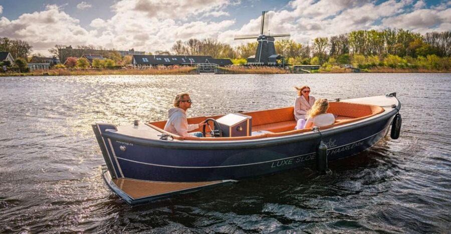 Haarlem: Self-Drive Private Electric Boat Rental - Should you book Haarlem self-drive private electric boat rental?