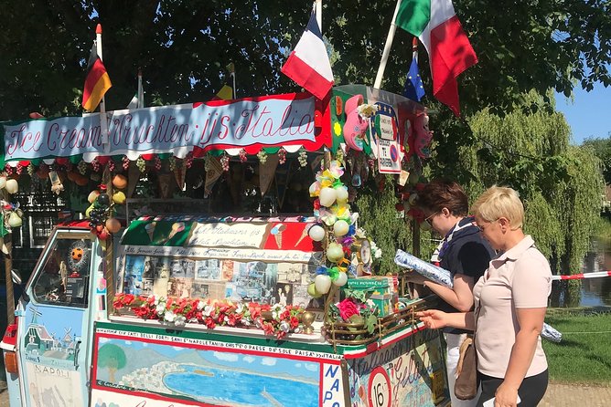 Half-Day Private Guided Sightseeing Tour of Zaanse Schans - Why Zaanse Schans Feels Like Dutch Time Travel