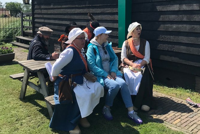 Half-Day Private Guided Sightseeing Tour of Zaanse Schans - Cheese Factory Time: Tastings That Teach You What to Pay Attention To