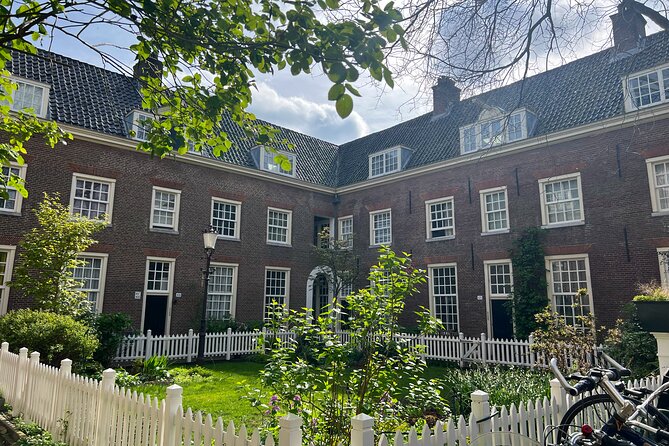 Historical Walking Tour, private with local Dutch guide - Why This 2-Hour Private Walk Gets You Oriented Fast