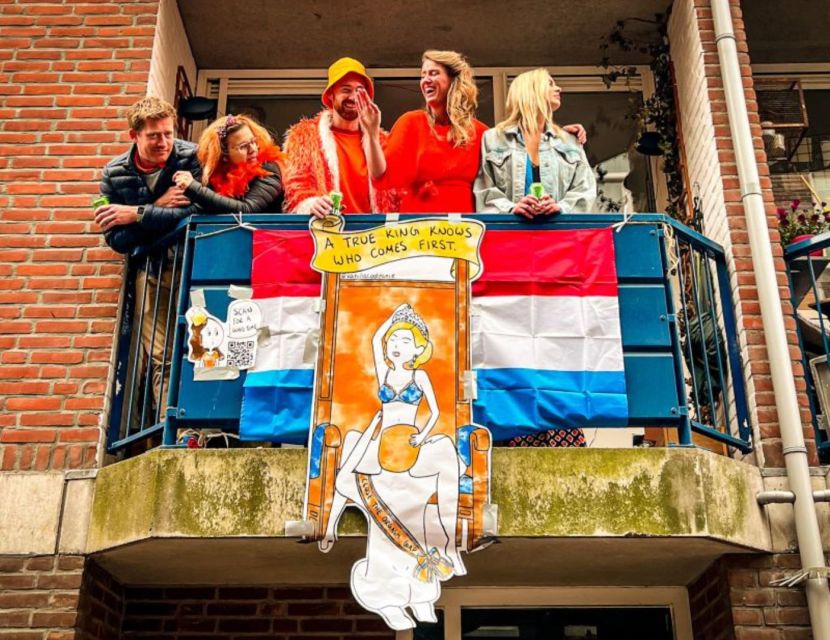 Humans of Amsterdam - Small group cultural walking tour - Amsterdam’s most honest bar and a toast to finish