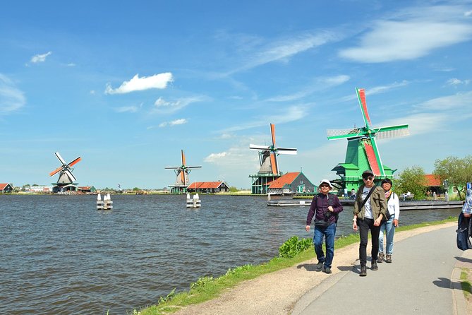 Keukenhof, Flower Fields, Volendam and Zaanse Schans Small-Group Tour - Optional Extras: This Is Holland 5D or the Canal Cruise