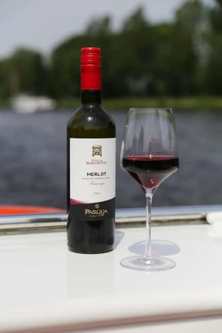 Local Cheese and Wine Cruise through Haarlem - The host and skipper: friendly guidance, not a full lecture