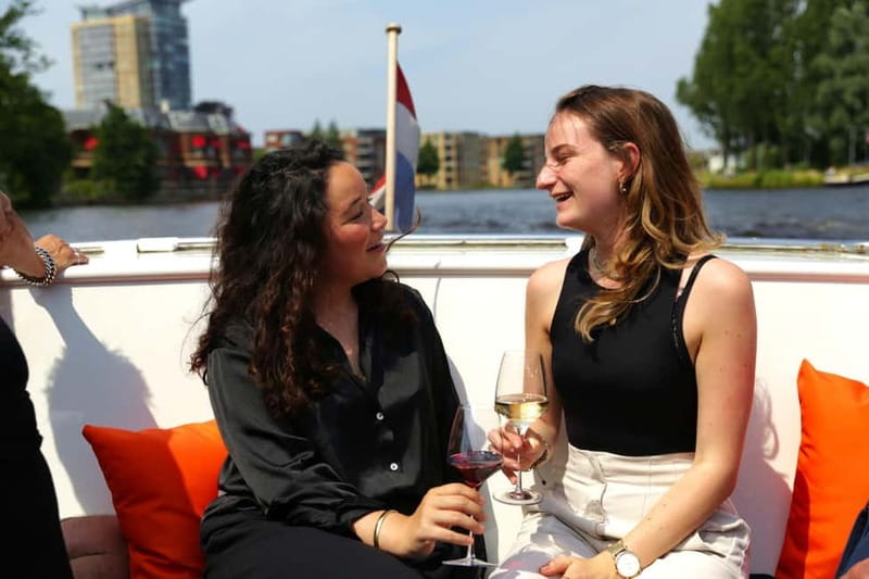 Local Cheese and Wine Cruise through Haarlem - Comfort details that make the ride easier