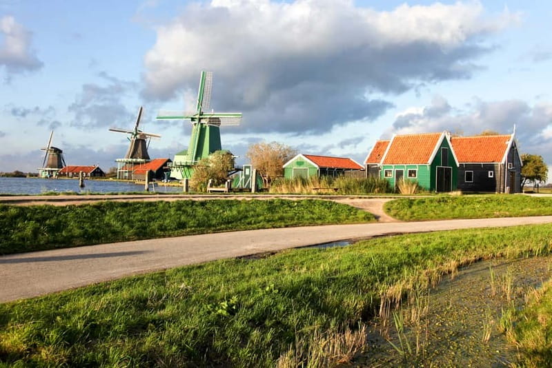 Marken, Volendam, and Edam Full-Day Tour from Amsterdam - Price and value: what $45 per person really buys you