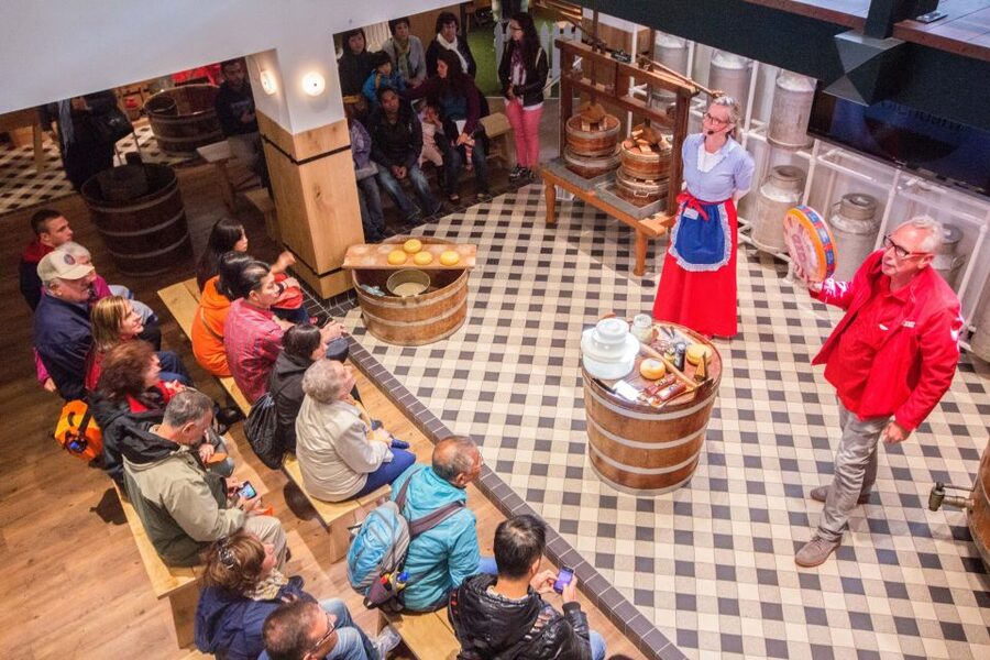 Marken, Volendam and Edam: Private Full-Day Tour - Group Size, Splitting, and Why Private Still Matters Here