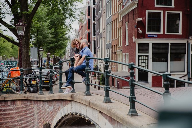 Memories for life - Photo shoots in Amsterdam with a professional photographer - A rainy-day plan that actually keeps your session moving