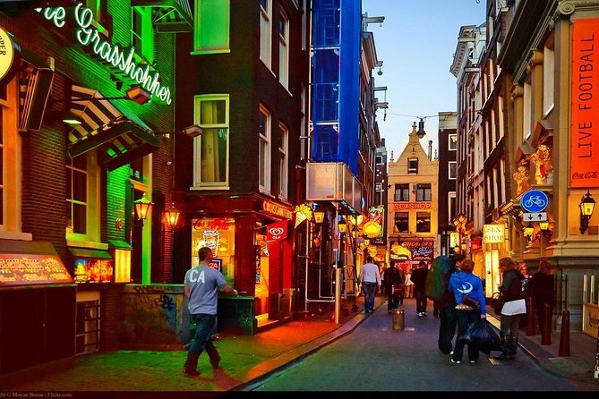 MUST DO: Amsterdam's Red Light District tour with a local - The oldest core of the Old Town: why guides start here