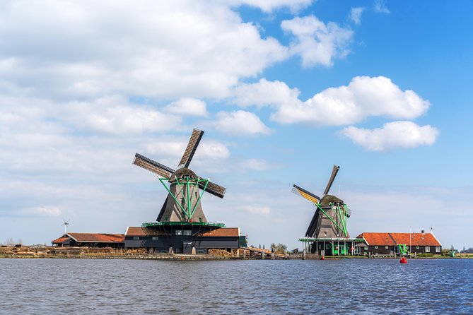 Northern Highlights Tour: visit 4 magnificent places from Amsterdam - Zaanse Schans: mills, wooden houses, and real time for photos