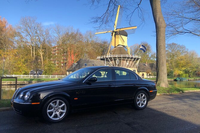 Off the beaten paths Dutch Country Side Private Tour in Jaguar - Durgerdam along the dike, then Zuiderwoude and Waterland