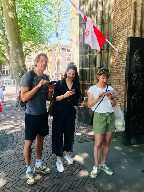 Outside Escape Amsterdam with your friend(s) and have fun! - Timing, smartphone setup, and how to plan your day