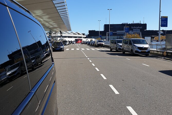 Private Airport Transfer to or from Schiphol Airport - Meeting Points in Central Amsterdam and at Schiphol