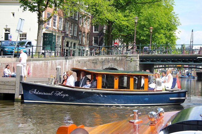 Private boat tour on a electric saloon boat - Tickets, confirmation, and timing you can actually trust