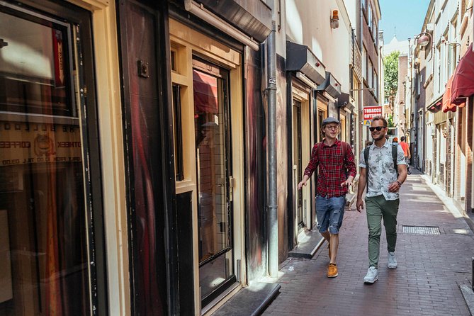 Private City Kickstart Tour: Amsterdam - Red Light District and Chinatown: seeing the contrasts without guessing