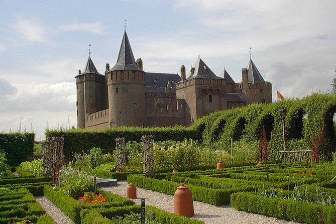 Private day trip to the Dutch castles from Amsterdam - Price and Group Value: When This Day Trip Makes Sense