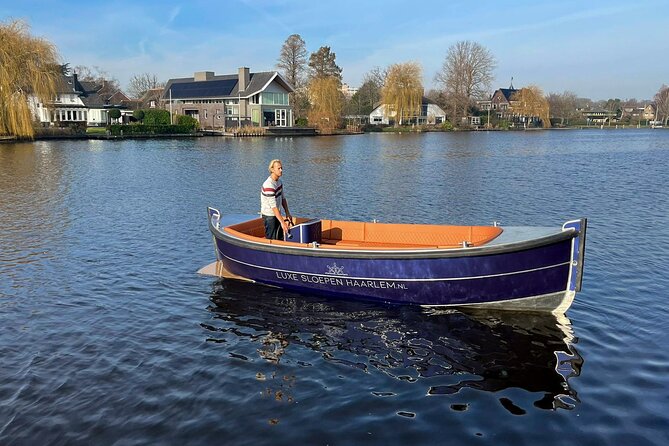Private Electric Boat Rental in Haarlem (No License Required) - Meeting point at Industrieweg, 2102 Heemstede, and getting started