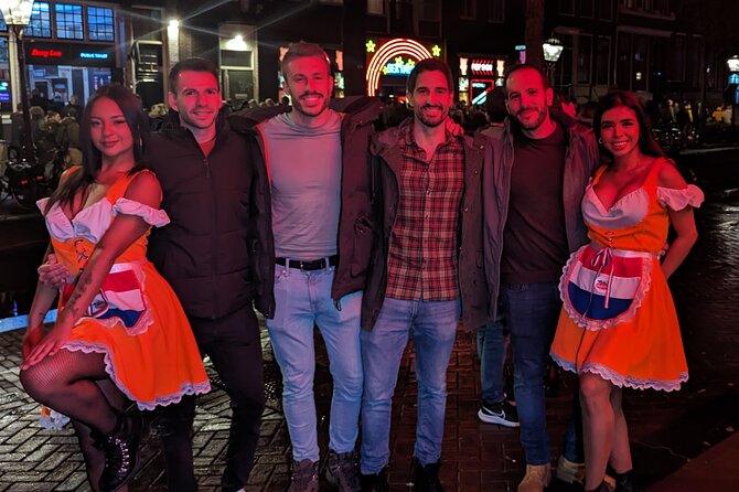 Private Hostess Bar Tour in Amsterdam Red Light District (3h) - The First coffeeshop history: Henk de Vries to The Bulldog