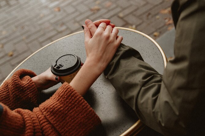 Private Love Story Photowalk Experience - Stop 1: Centraal Station photos that start strong