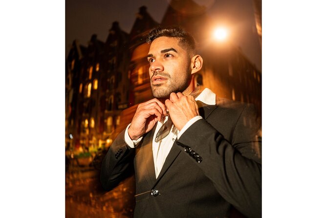 Private Photo Session in Amsterdam - Warmoesstraat and the red light district, framed with respect