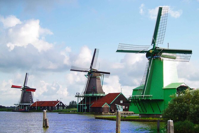 Private Tour to Giethoorn with boat and Zaanse Schans windmills - Who this private Giethoorn and Zaanse Schans tour is best for