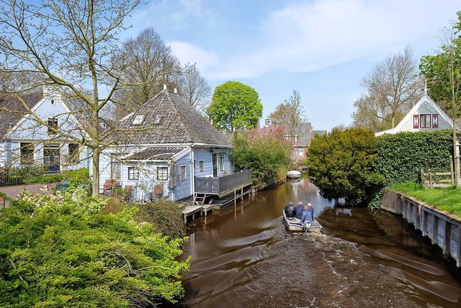Private Tour Zaanse Schans Windmills and Volendam in Jaguar - Food, Costs, and Practical Value for $632.16