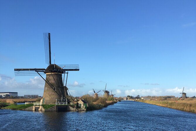 Private transfer between Rotterdam - Amsterdam (incl. Schiphol airport) - Price and Value for a One-Way Private Ride
