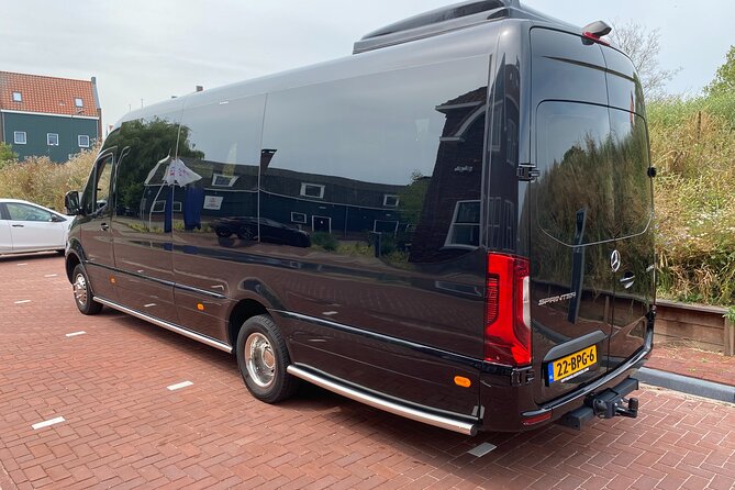 Private Transfer from Amsterdam to the Cruise Port in Rotterdam - Small practical touches that show up in real-world comfort