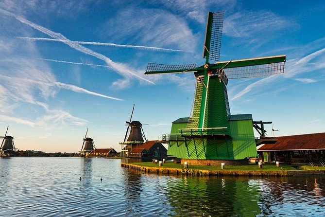 Private Zaanse Schans & Volendam Tour: Windmills, Cheese & Clogs - Cheese farm and tasting: how to make the most of the 30+ options