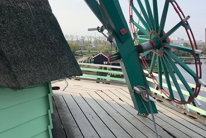 Private Zaanse Schans Windmills and Volendam Tour from Amsterdam - Wooden shoes at the clogs workshop: what to watch for in the demonstration