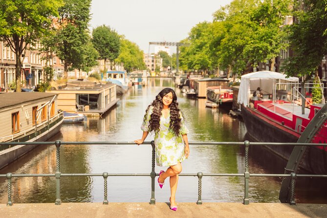 Professional Amsterdam Photo Shoot - Why Amsterdam portraits work best with a focused pro