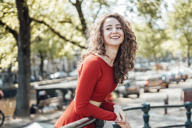 Professional Tinder Photo Session in Amsterdam - Morning vs afternoon sessions: planning around Amsterdam light
