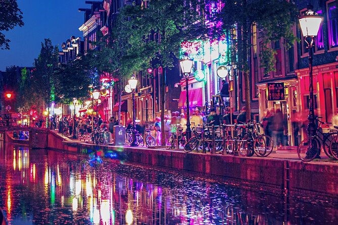 Red Light District Primetime Private Tour for 18+ Only - Timing, group feel, and why duration matters