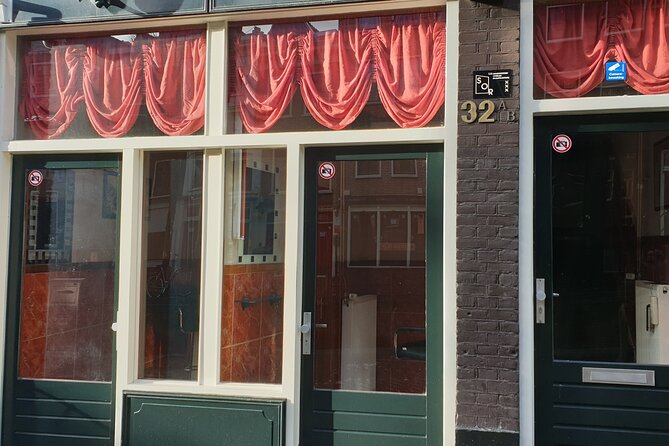 Red Light District Tour by Locals, Small Group (approx 4) - Before You Go: Adult-Only, Walkable, and Respect-First
