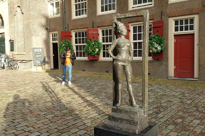Red Light District Tour by Locals, Small Group (approx 4) - What Guides Do Differently: Respect, Humor, and Non-Biased Framing