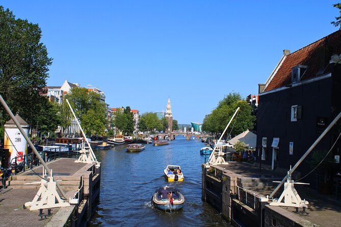 Rembrandt & Van Gogh Amsterdam walking experience - Oudemanhuispoort and Staalstraat: Vermeer, collections, and who inspired whom