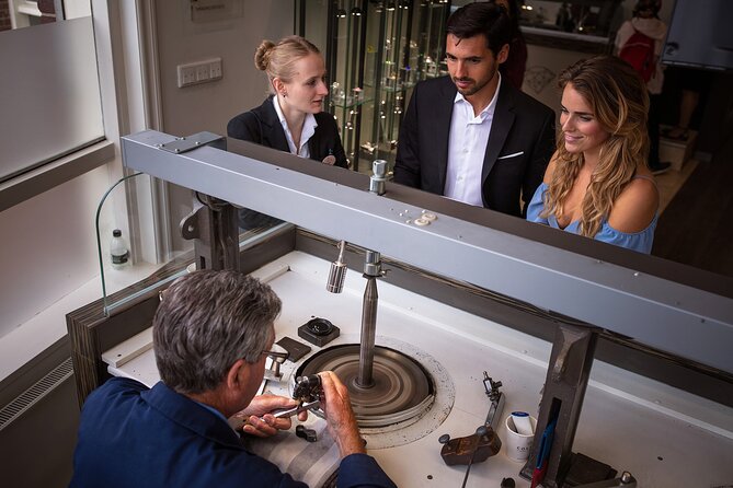 Royal Engagement Experience at Royal Coster Diamonds in Amsterdam - Exploring engagement ring styles and settings, with real comparisons