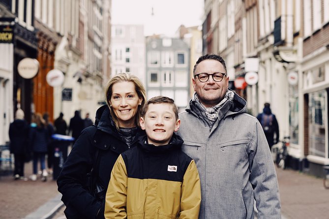 See Shoot Share | Photo Tour - Stop 3: Jordaan for mood, local feel, and portrait-ready corners