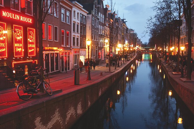Self-Guided Audio Tour of The Red Light District - Stopping at a Roman Catholic basilica, and why the contrast clicks
