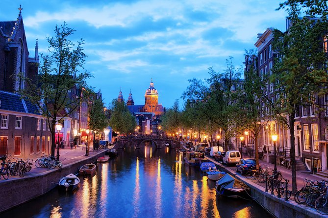 Self-Guided Audio Tour of The Red Light District - Canal-side Amsterdam: beauty you might miss during the stereotype filter