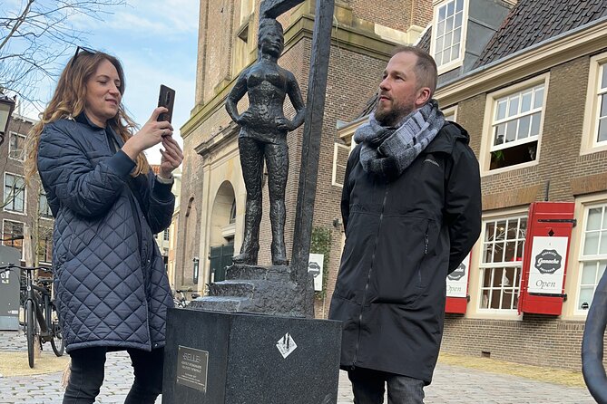 Self Guided City Tour in Amsterdam - Amsterdam Tulip - Finishing Near the Canal: Queen Wilhelmina and the Ending Point