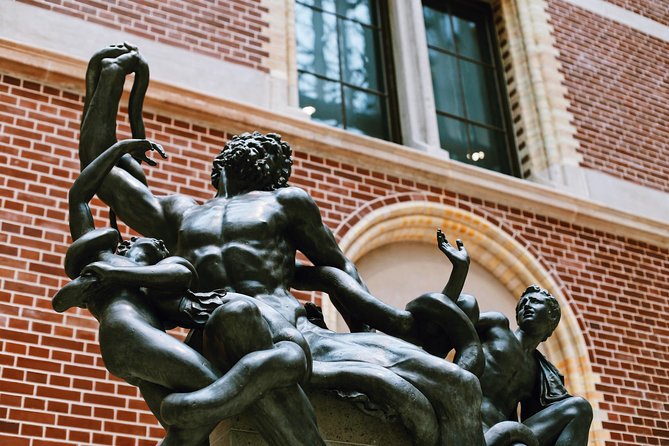 Skip-the-line Rijksmuseum & Rembrandt House & City - Exclusive Tour Guided Tour - Outside the museum: canallines, landmarks, and the Rembrandt-era streets